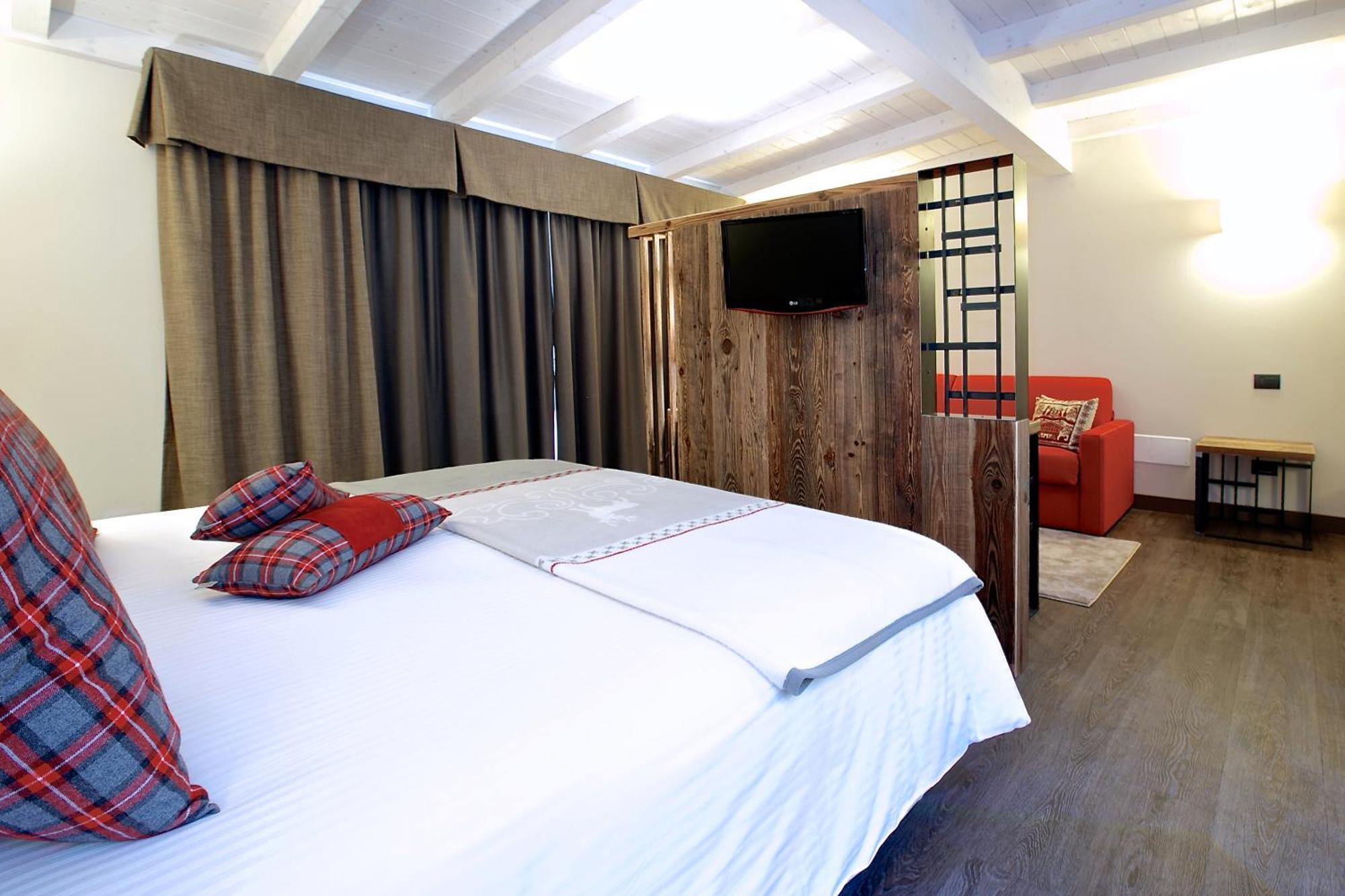 Olimpia Hotel Bormio Bagian luar foto